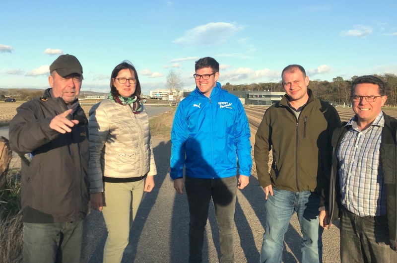 Stadtrat Uwe Lindner, Sigrun Müller, Max Hartl, Benjamin Winnes und Andreas Schuppe Stadtrat Uwe Lindner, Sigrun Müller, Max Hartl, Benjamin Winnes und Andreas Schuppe