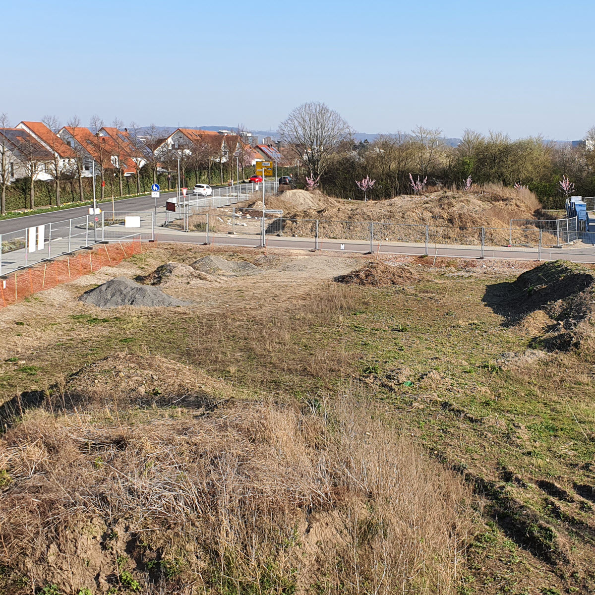 Der Bauplatz an der Wieslocher Str., an der die bezahlbaren Wohnungen gebaut werden sollen | Foto: Dr. Clemens Kriesel