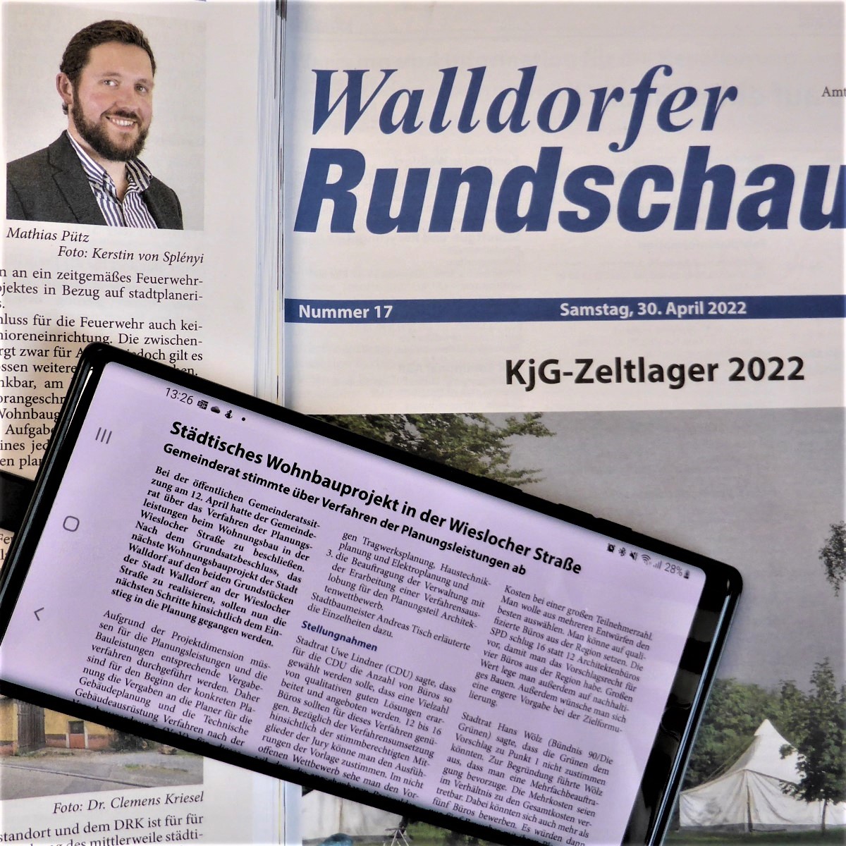 Die Walldorfer Rundschau 2022 Nr. 17 in Papierform und auf dem Smartphone | Foto: Dr. Clemens Kriesel